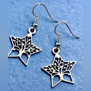 Tree of Life in Star Hollow Out Silver Tone Earrings Celtic Inspired Nature 1.6”